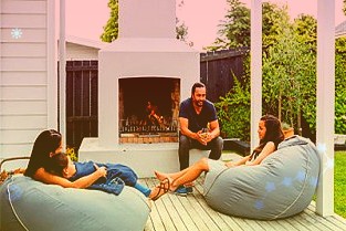 “人工智能女王”贾斯汀·卡塞尔安慰媒体工作者:不会被ChatGPT取代,